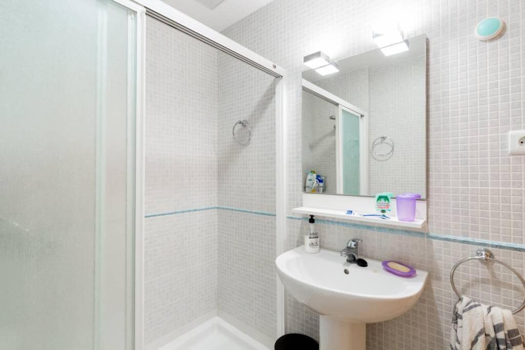 La Rapita - Apartamento De Dos Dormitorios Con Piscina Comunitaria Alcanar Exteriör bild
