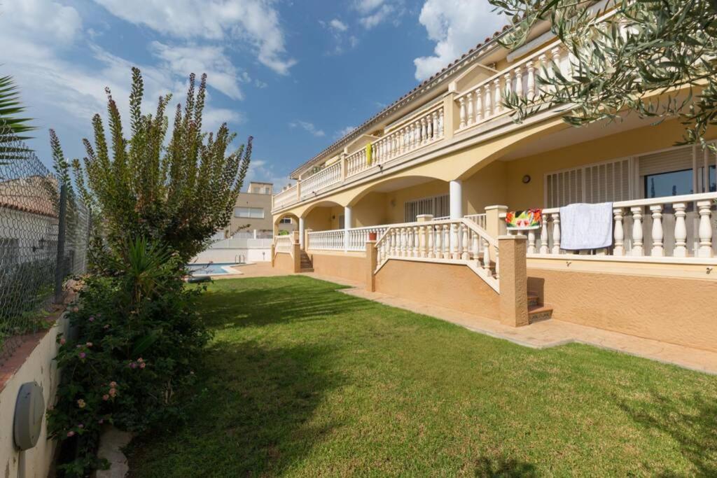 La Rapita - Apartamento De Dos Dormitorios Con Piscina Comunitaria Alcanar Exteriör bild