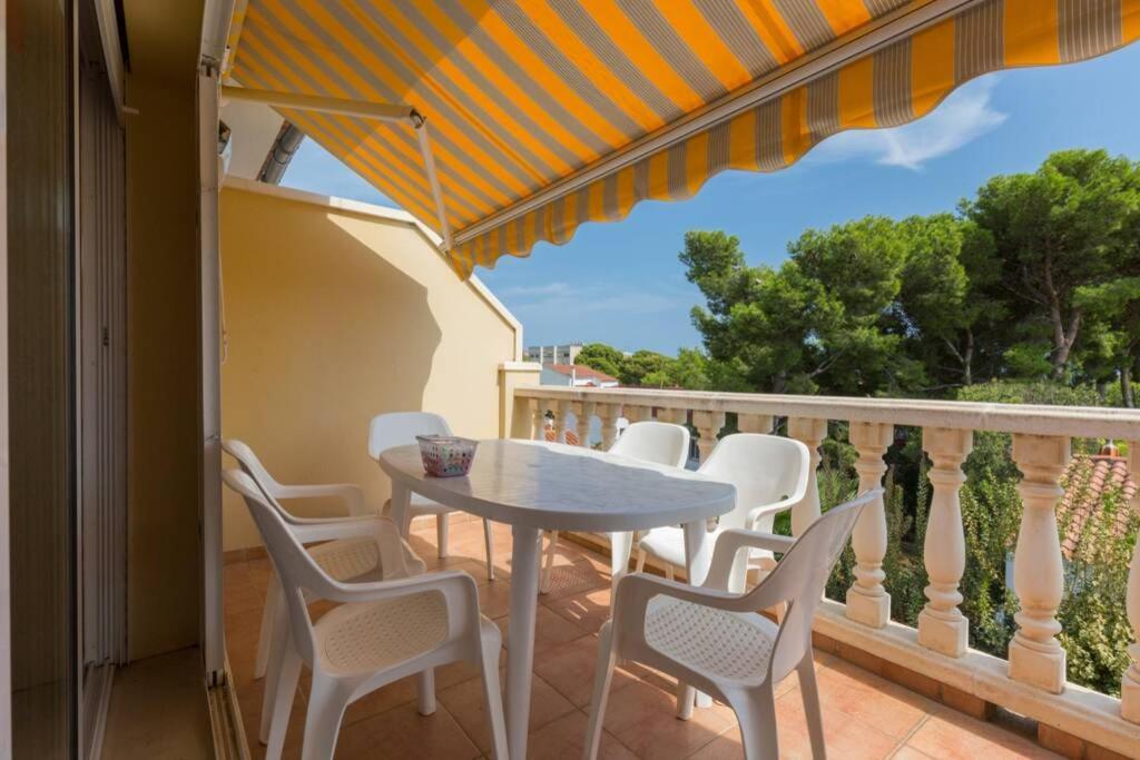 La Rapita - Apartamento De Dos Dormitorios Con Piscina Comunitaria Alcanar Exteriör bild