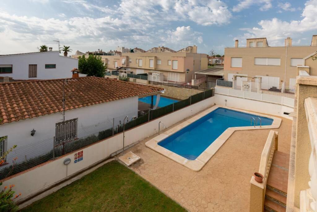 La Rapita - Apartamento De Dos Dormitorios Con Piscina Comunitaria Alcanar Exteriör bild